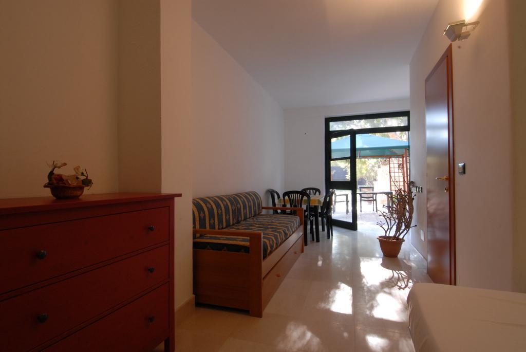 Villaggio Camping Uria Foce Varano Extérieur photo